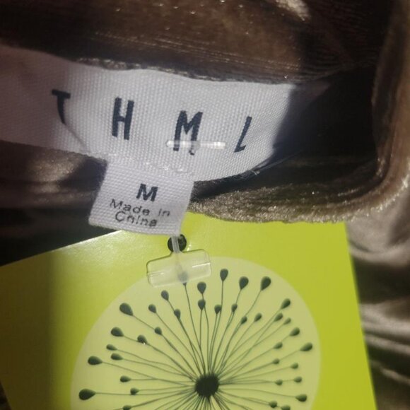 NWT THML Venice Scallop Velvet Mocha Top Sz Med MSRP $79 - Picture 9 of 9